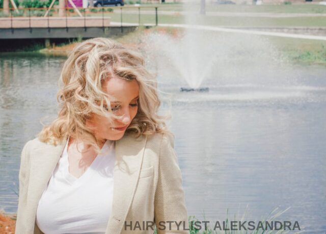 Blonde natural look that enhance your skin tone